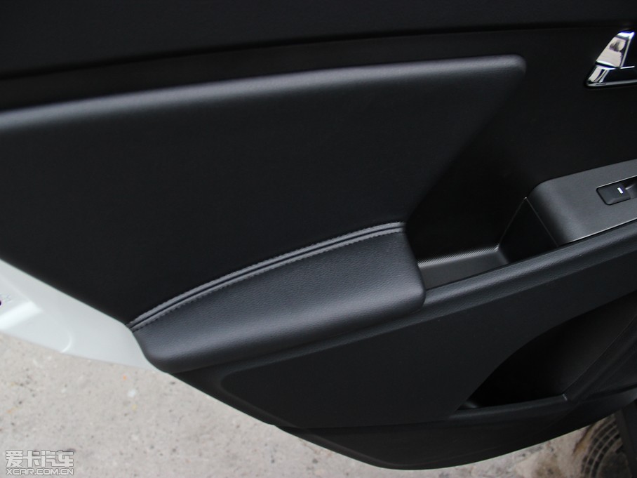 2014 2.0L Premium Special ԄӃ(q)