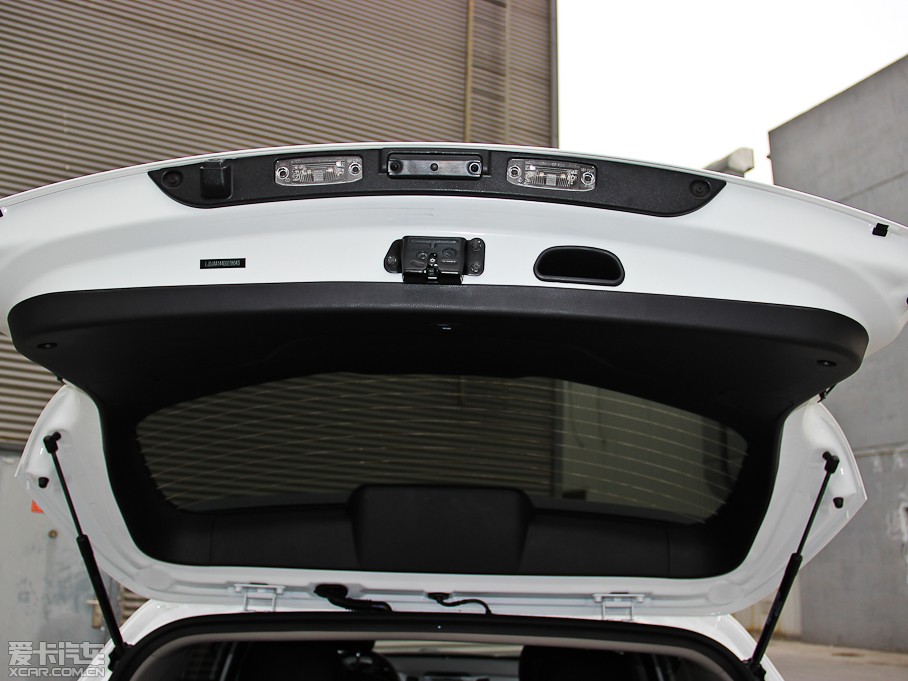 2014 2.0L Premium Special ԄӃ