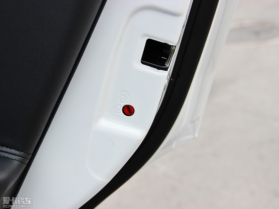 2014 2.0L Premium Special ԄӃ(q)