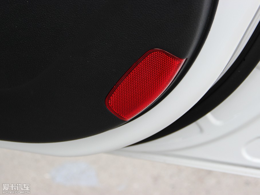 2014 2.0L Premium Special ԄӃ(q)