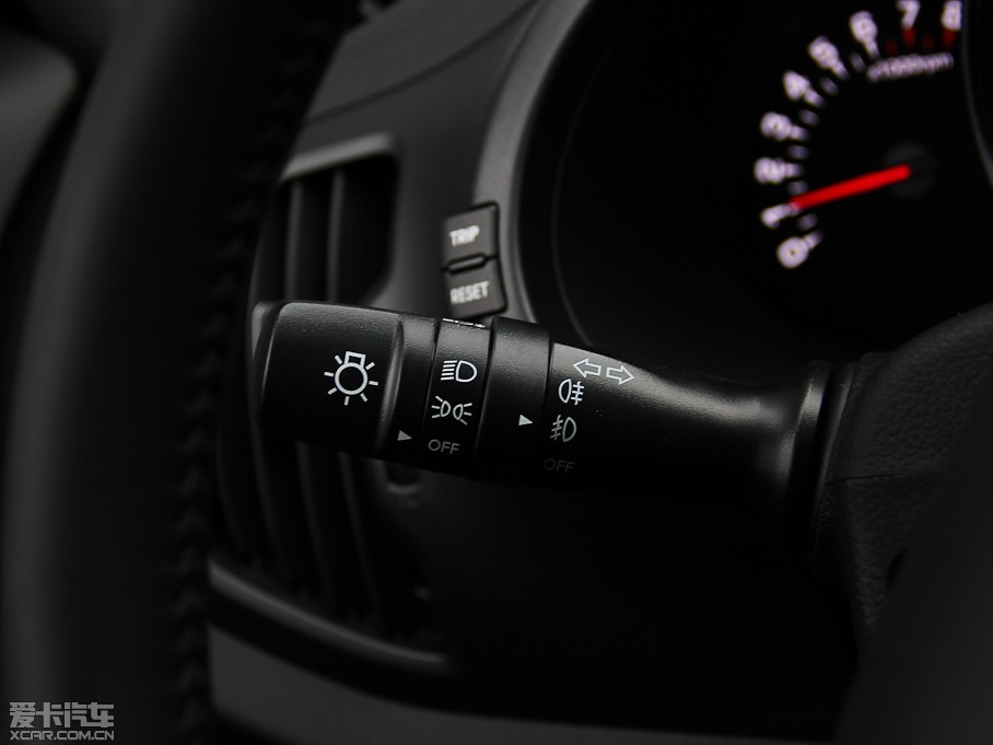 2014 2.0L Premium Special ԄӃ