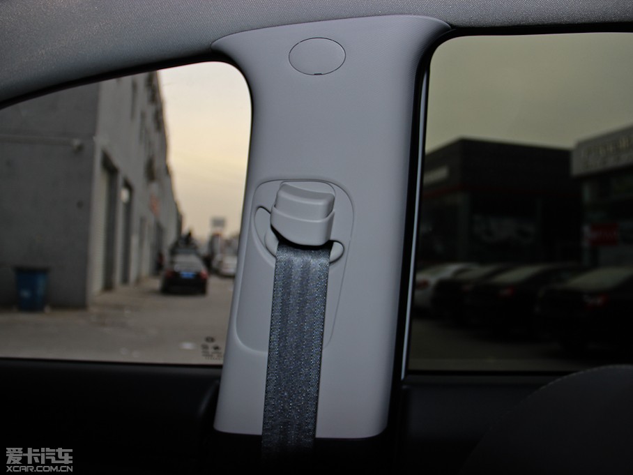 2014 2.0L Premium Special ԄӃ