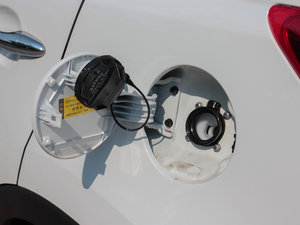 20142.0L Premium ԄӃ ^