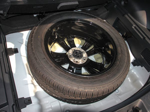 2014款2.0L Premium 自动两驱版 备胎