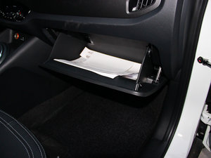 20142.0L GLS ԄӃ  g