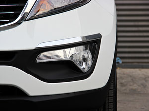 2014款2.0L Premium Special 自动两驱版 前雾灯