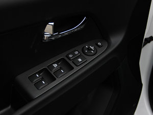 2014款2.0L Premium Special 自动两驱版 主驾车窗控制区	