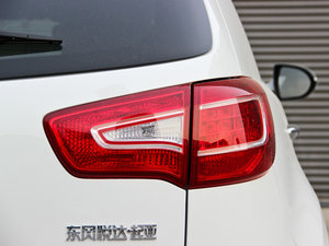 2014款2.0L Premium Special 自动两驱版 尾灯