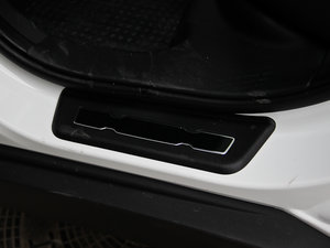 20142.0L Premium Special ԄӃ g