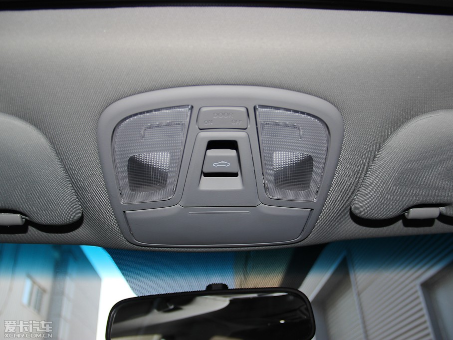 2014K5P 2.0L ԄLUXURY