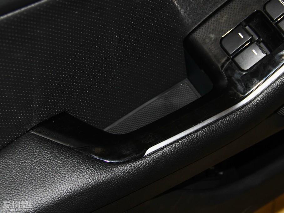 2014K5P 2.0T ԄPREMIUM