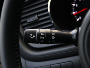 20142.0L Ԅ(dng)LUXURY п؅^(q)