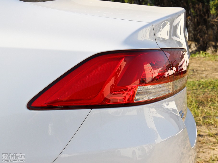 2014K4 1.8L Ԅ(dng)LUX