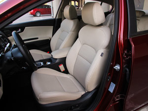 2014款1.8L 自动DLX 主驾驶座椅