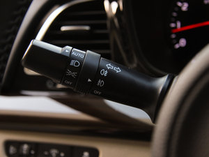 20141.8L Ԅ(dng)DLX п؅^(q)