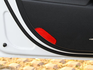 20141.8L Ԅ(dng)LUX g