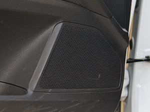 20141.8L ԄLUX п؅^(q)