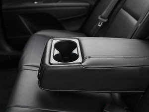 2014款1.6T-GDI 自动Turbo 后排中央扶手