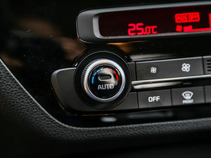 2014款1.6T-GDI 自动Turbo 中控区