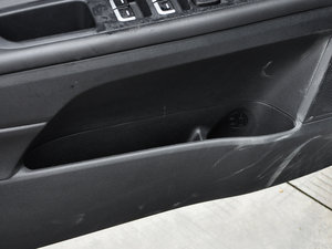 20141.8L Ԅ(dng)GL ǰT(ch)g