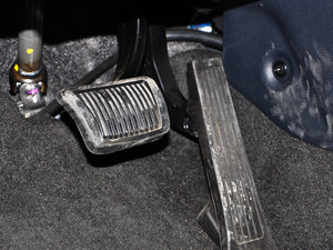 20141.8L Ԅ(dng)GL g