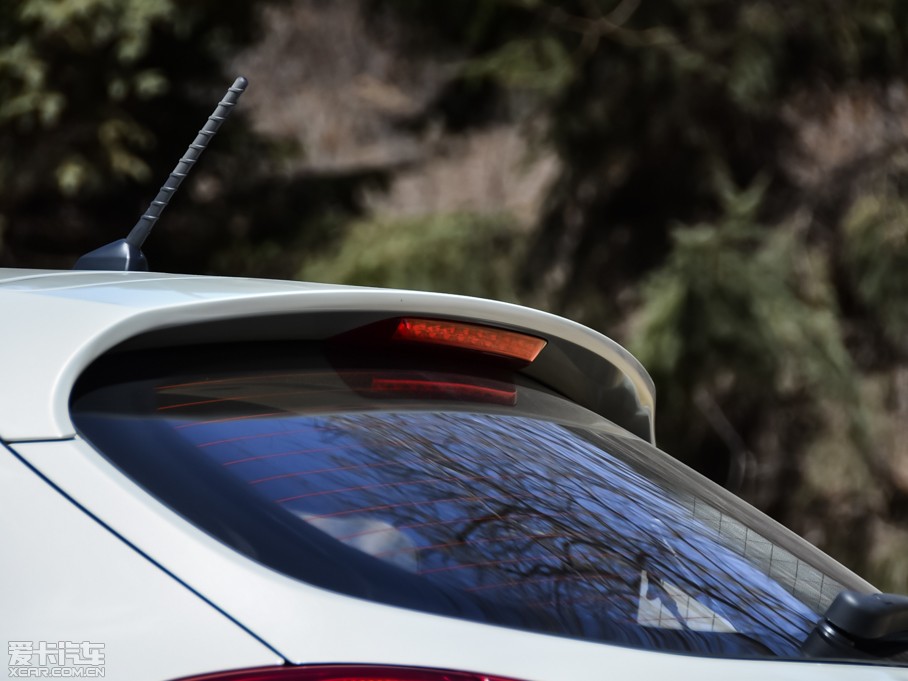 2014������K3S 1.6L �Ԅ�Premium