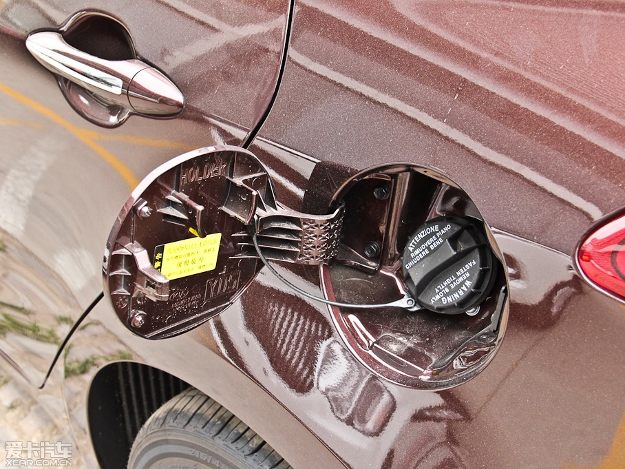 2014������K3S 1.6L �Ԅ�(d��ng)Premium Special