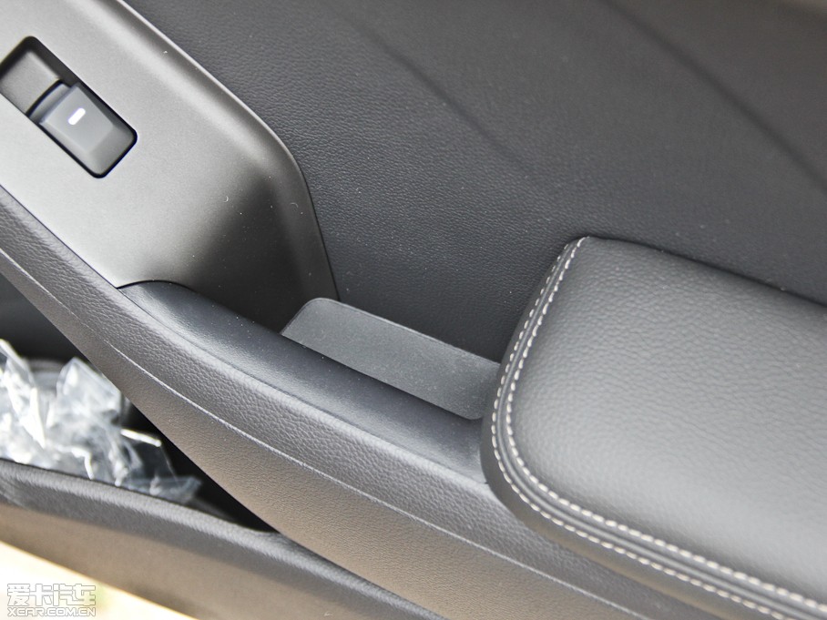 2014������K3S 1.6L �Ԅ�Premium Special