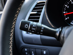 20141.6L Ԅ(dng)Premium п؅^(q)