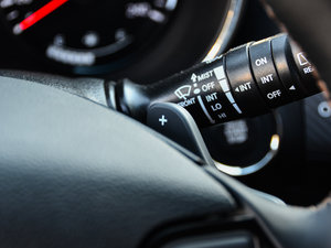 20141.6L Ԅ(dng)Premium п؅^(q)