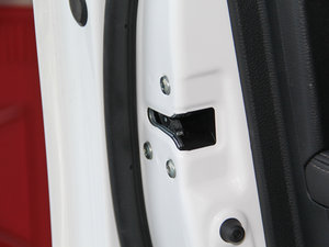 20151.6L Ԅ(dng)GLS g