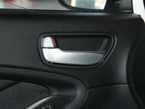 20151.6L Ԅ(dng)GLS g