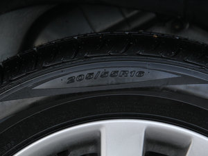 20151.6L Ԅ(dng)GLS ݆̥ߴ