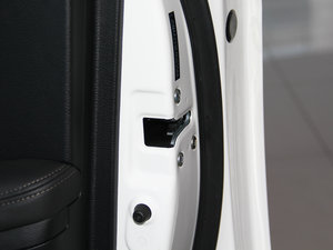 20151.6L Ԅ(dng)GLS g