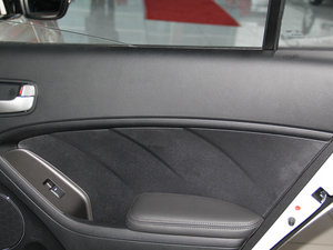 20151.6L Ԅ(dng)GLS g