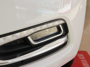2015款1.6L 手动GL 前雾灯