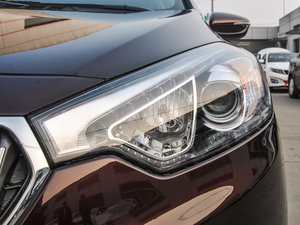 2015款1.6L 手动GLS 大灯