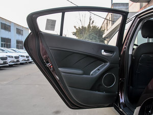 2015款1.6L 手动GLS 左后车门