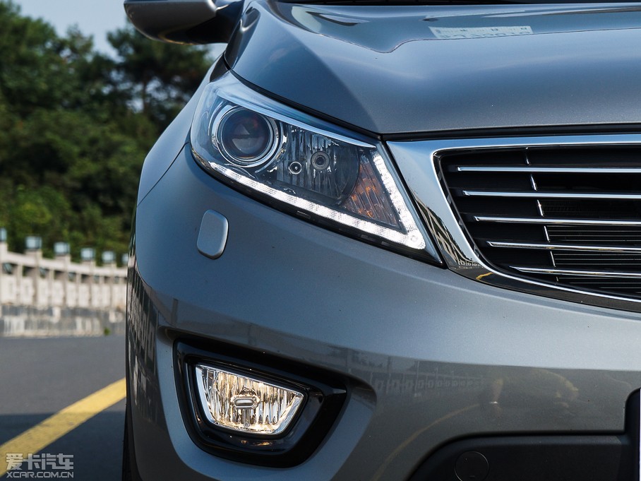 2015 2.0L ԄӃPremium