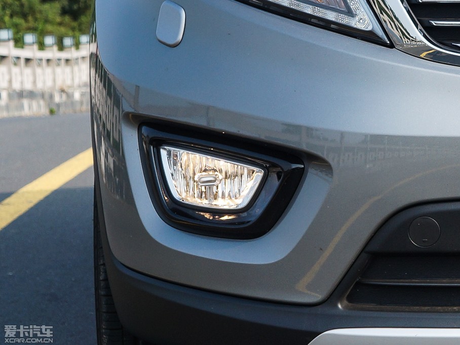 2015 2.0L ԄӃPremium