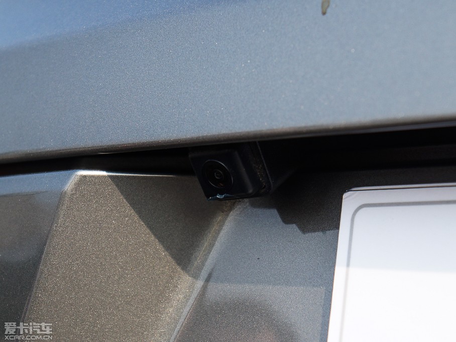 2015 2.0L ԄӃPremium