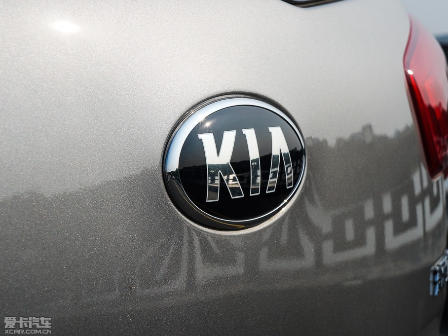 2015 2.0L ԄӃPremium