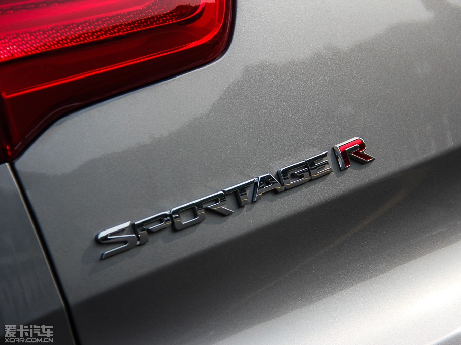 2015 2.0L ԄӃPremium