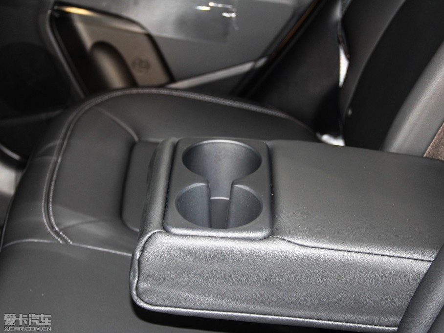 2015 2.0L ԄӃPremium