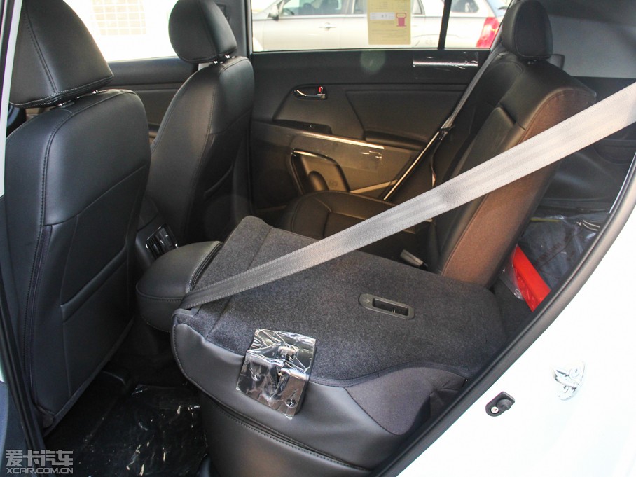 2015 2.0L ԄӃPremium