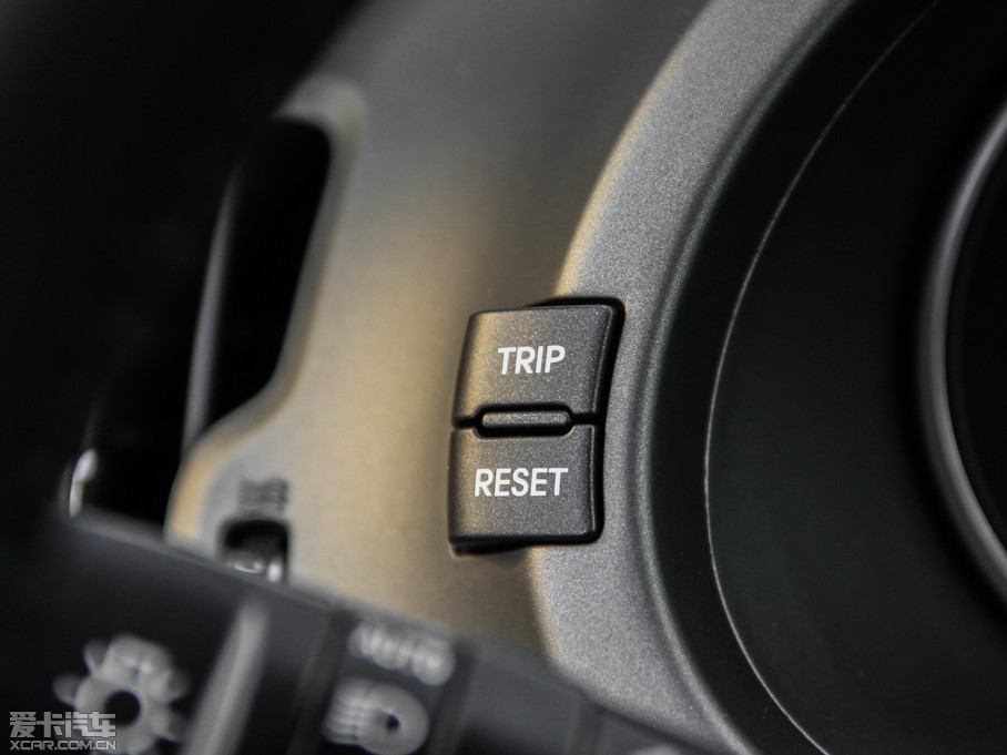 2015 2.0L ԄӃPremium