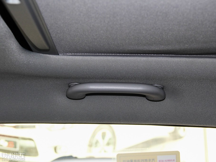 2015 2.0L ԄӃPremium