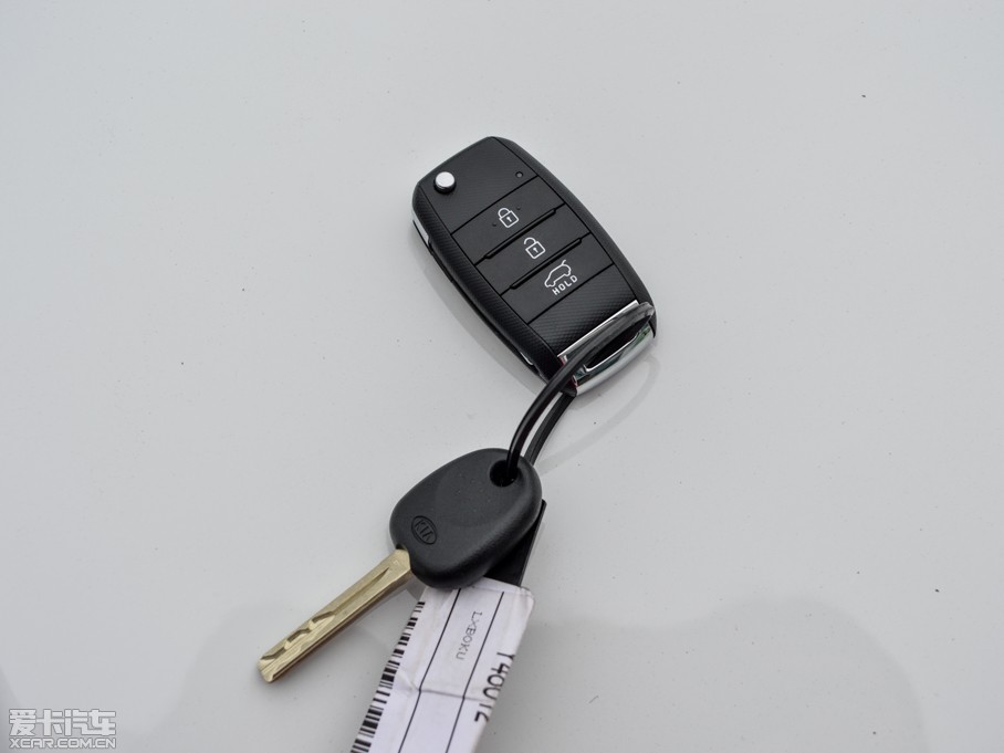 2015 2.0L քӃ(q)GLS