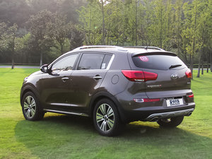 2015款2.4L 自动四驱版Premium 左后45度