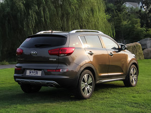 2015款2.4L 自动四驱版Premium 整体外观